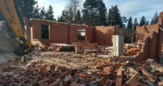 Демонтаж 1 этажного дома Тобольск, цена от 1621 руб.
