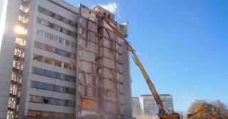 Демонтаж многоэтажного дома Тобольск, цена от 3712 руб.